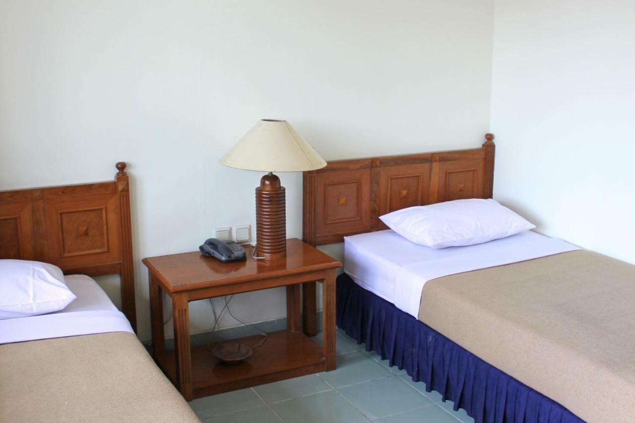 Hotel Winotosastro Garden Yogyakarta Exterior foto
